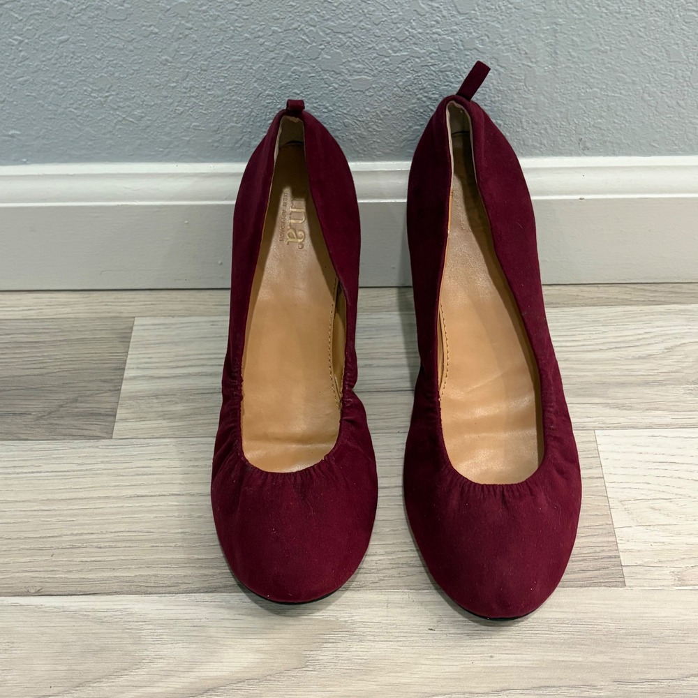 ANA A New Approach Burgundy Faux Suede Ballet Flats Round Toe Maroon Shoes 9.5M